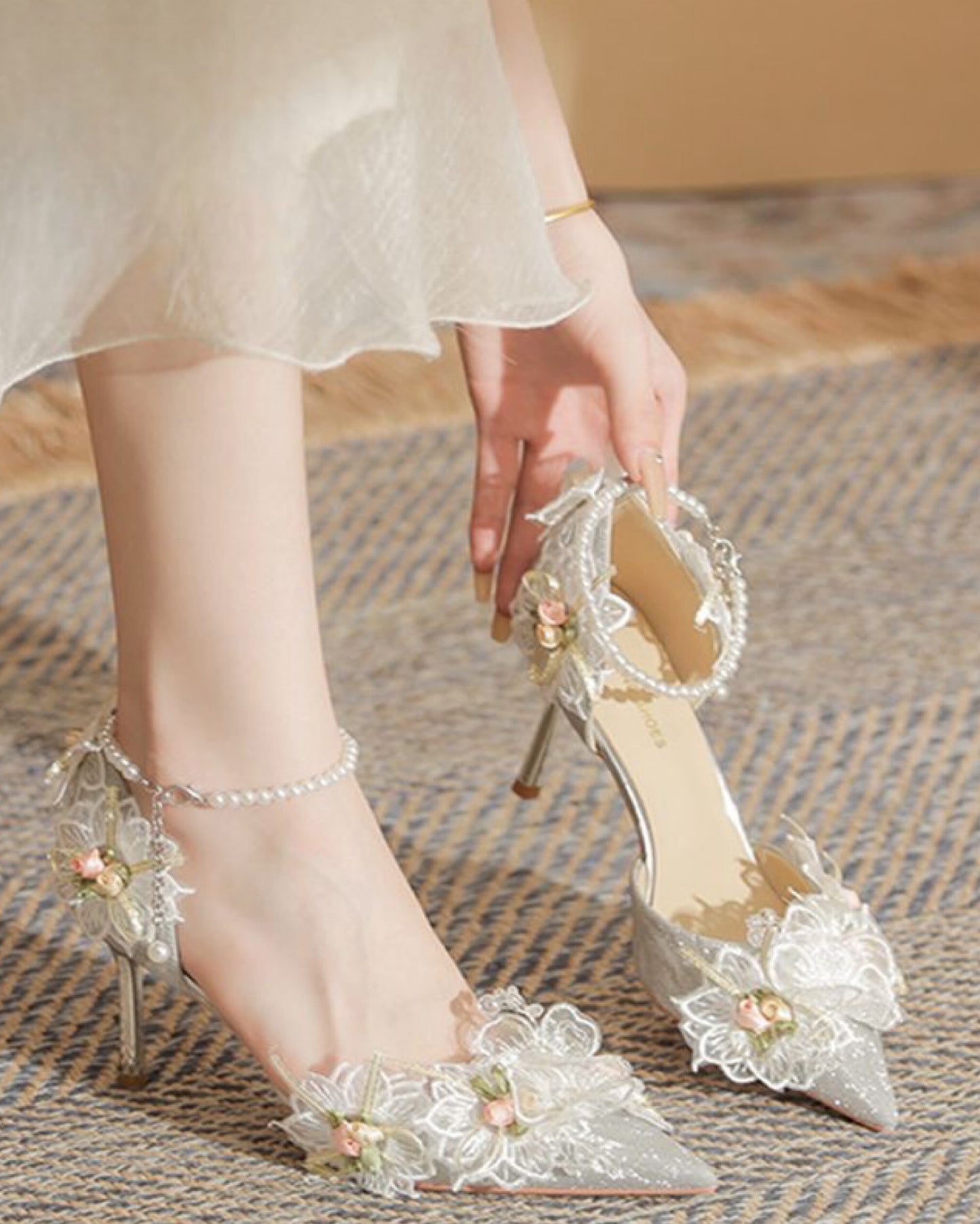 🌸Super cute bridal pearl pumps